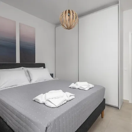 Апартаменти Rhodes Retreat & Getaway Apartments *
